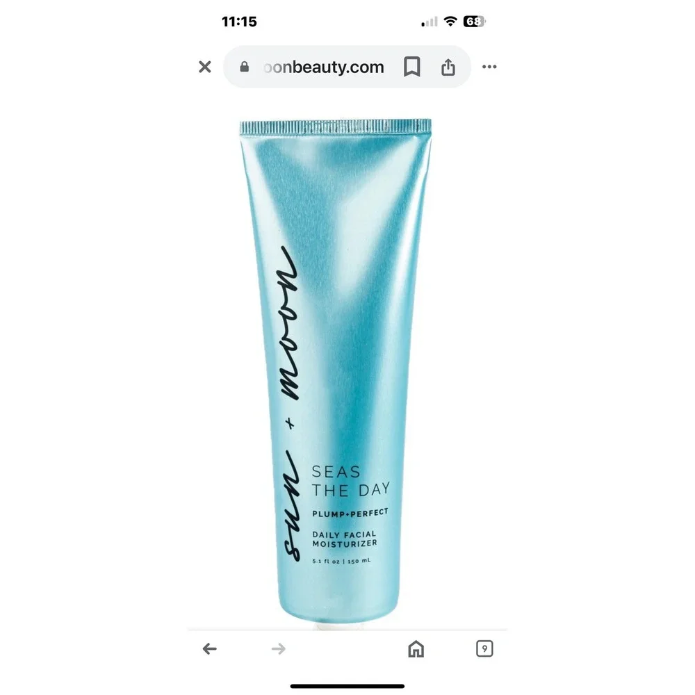 Sun + Moon Seas The‎ Day Plump + Perfect Daily Facial Moisturizer